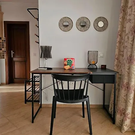 уютная с террасой Apartment *