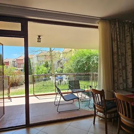 Apartmán уютная с террасой Sveti Vlas