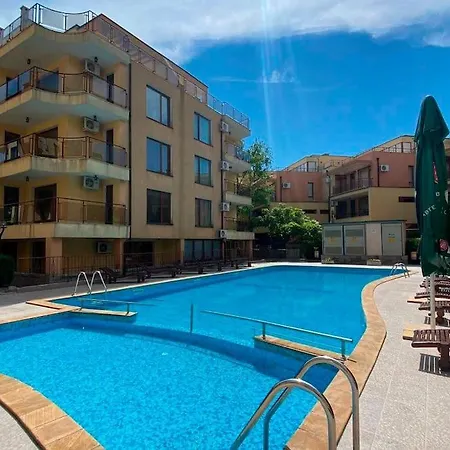 уютная с террасой * Sveti Vlas