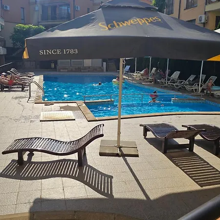 Appartement уютная с террасой